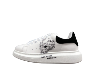 MC Q-WHITE/LOGO SKULL