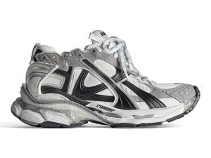 Balenciaga Men's Runner Sneaker In Grey