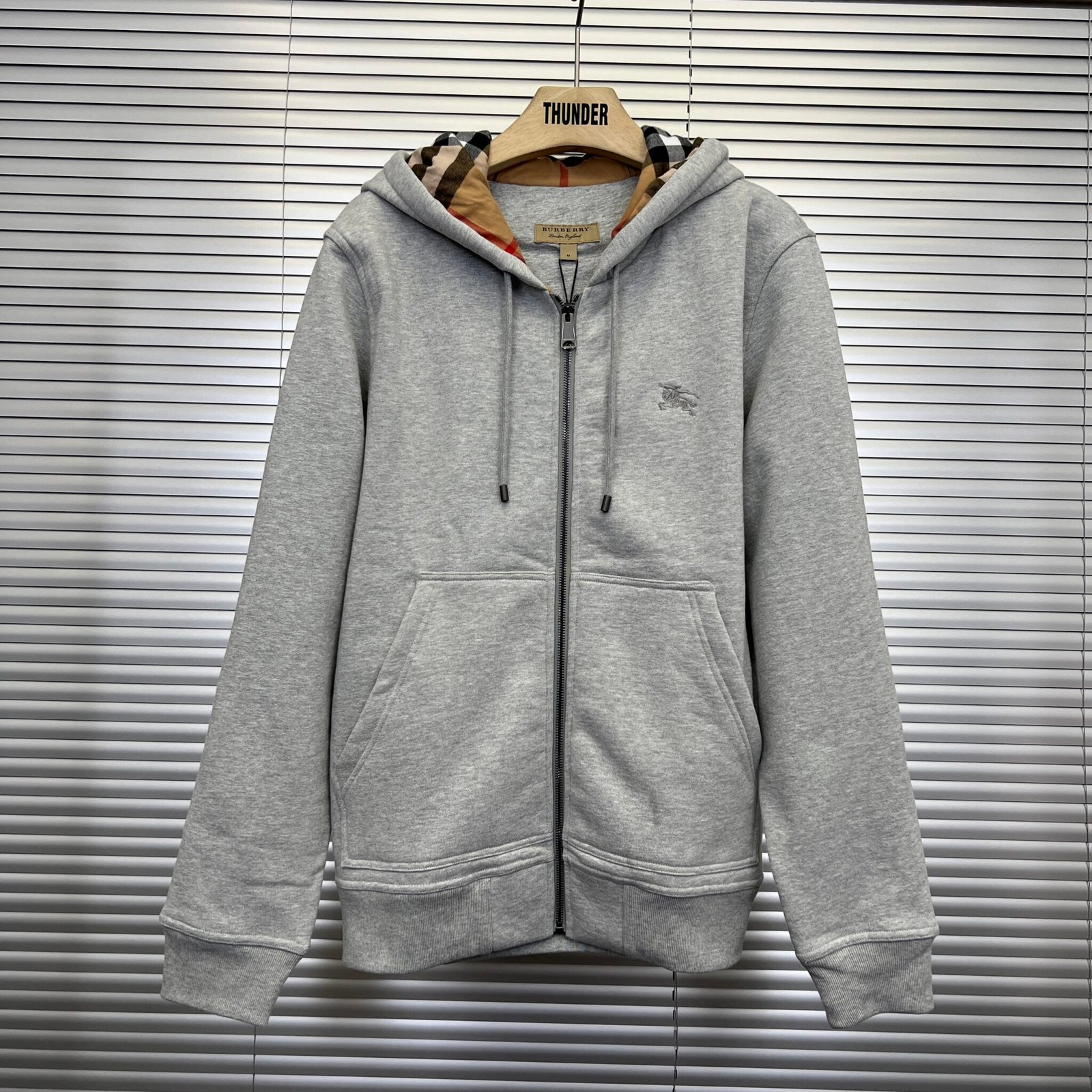 Burberry Zipper - Grau